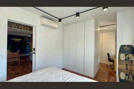 Apartamento à venda com 78m², 1 quarto e 1 vaga Apartamento à venda com 78m², 1 quarto e 1 vagaSuite