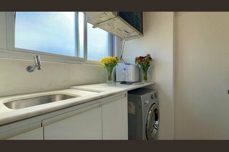 Apartamento à venda com 78m², 1 quarto e 1 vaga Apartamento à venda com 78m², 1 quarto e 1 vagaÁrea de Serviço