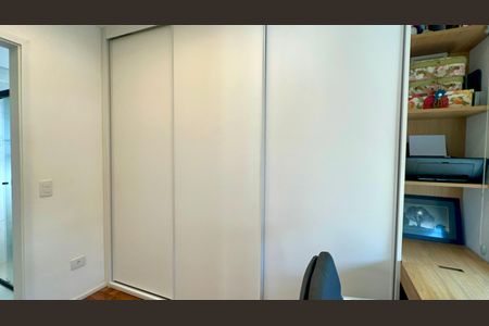 Apartamento à venda com 78m², 1 quarto e 1 vaga Apartamento à venda com 78m², 1 quarto e 1 vagaCloset da suíte
