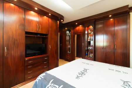 Casa à venda com 229m², 3 quartos e 4 vagasQuarto 3