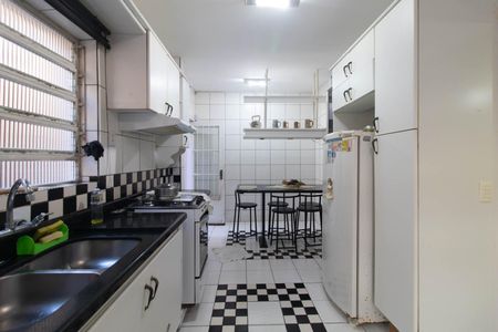 Casa à venda com 229m², 3 quartos e 4 vagasCozinha