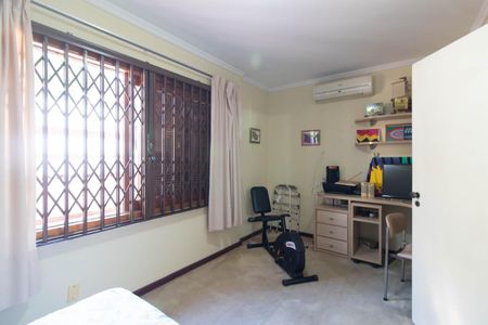 Casa à venda com 229m², 3 quartos e 4 vagasQuarto 1