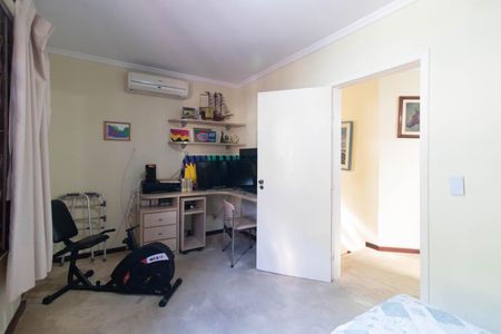 Casa à venda com 229m², 3 quartos e 4 vagasQuarto 1