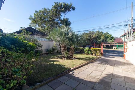 Casa à venda com 229m², 3 quartos e 4 vagasQuintal