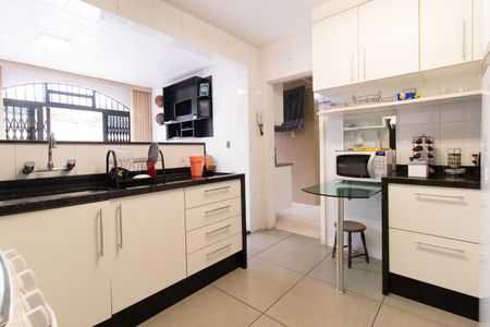 Apartamento à venda com 159m², 3 quartos e 1 vaga Apartamento à venda com 159m², 3 quartos e 1 vagaCozinha - Armários