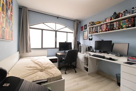 Apartamento à venda com 159m², 3 quartos e 1 vaga Apartamento à venda com 159m², 3 quartos e 1 vagaQuarto 2