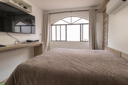 Apartamento à venda com 159m², 3 quartos e 1 vaga Apartamento à venda com 159m², 3 quartos e 1 vagaQuarto 3 - Suíte