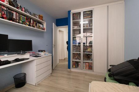 Apartamento à venda com 159m², 3 quartos e 1 vaga Apartamento à venda com 159m², 3 quartos e 1 vagaQuarto 2