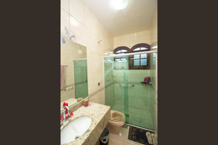 Casa à venda com 278m², 4 quartos e 3 vagas Casa à venda com 278m², 4 quartos e 3 vagasBanheiro Social