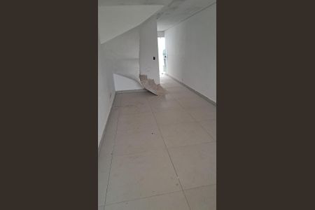 Casa à venda com 2 quartos, 77m² em Copacabana, Belo Horizonte
