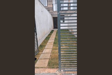 Casa à venda com 77m², 2 quartos e 2 vagas