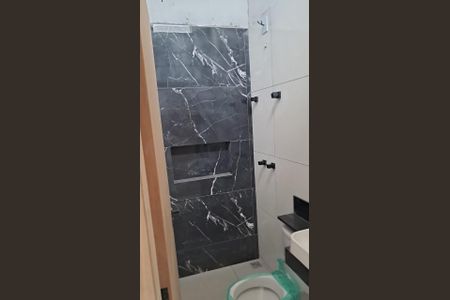 Casa à venda com 2 quartos, 77m² em Copacabana, Belo Horizonte