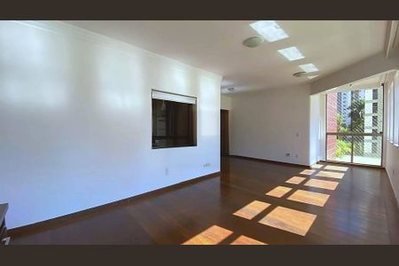Apartamento à venda com 3 quartos, 115m² em Funcionários, Belo Horizonte