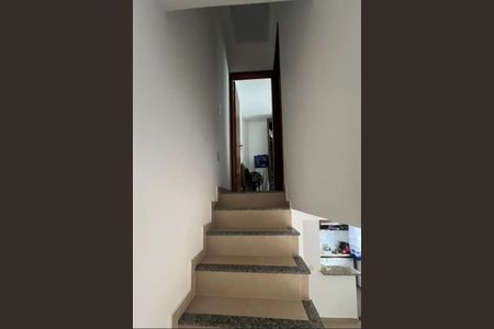 Sala de casa para alugar com 2 quartos, 60m² em Laranjal, São Gonçalo