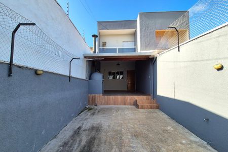 Casa para alugar com 150m², 4 quartos e 2 vagas Casa para alugar com 150m², 4 quartos e 2 vagasGaragem