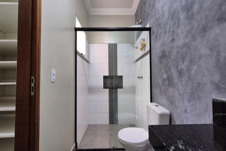 Casa para alugar com 150m², 4 quartos e 2 vagas Casa para alugar com 150m², 4 quartos e 2 vagasBanheiro da Suíte