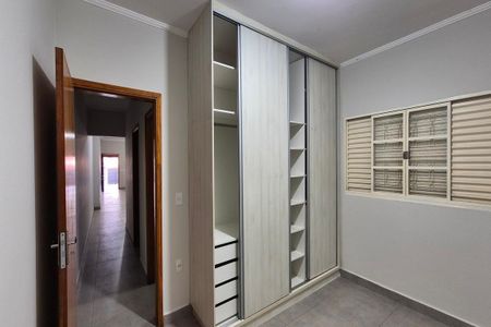 Quarto 2  de casa para alugar com 4 quartos, 150m² em Parque Santa Bárbara, Campinas