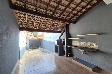 Casa para alugar com 150m², 4 quartos e 2 vagas Casa para alugar com 150m², 4 quartos e 2 vagasVista da Sala