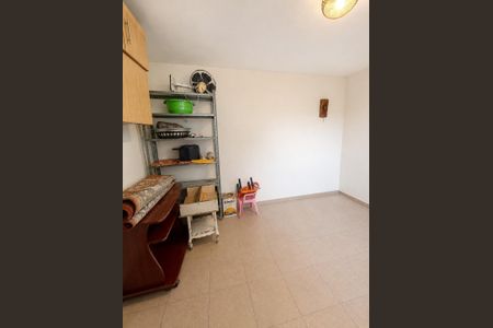 Casa à venda com 2 quartos, 125m² em Pinheirinho, Santo André