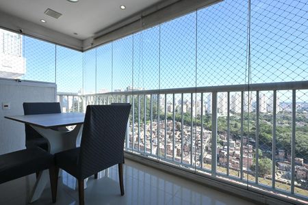 Apartamento para alugar com 49m², 1 quarto e 1 vagaVaranda
