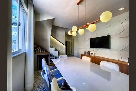 Apartamento à venda com 3 quartos, 121m² em Serra, Belo Horizonte