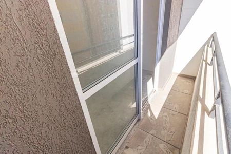 Apartamento à venda com 28m², 1 quarto e sem vaga Apartamento à venda com 28m², 1 quarto e sem vagaVaranda