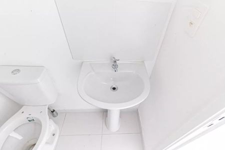 Apartamento à venda com 28m², 1 quarto e sem vaga Apartamento à venda com 28m², 1 quarto e sem vagaBanheiro