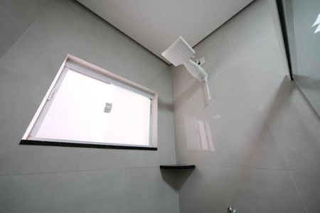Apartamento para alugar com 55m², 2 quartos e sem vagaBanheiro