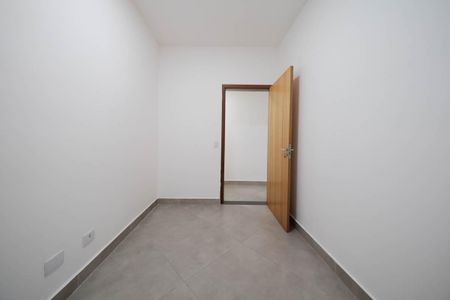Quarto 1 de apartamento para alugar com 2 quartos, 55m² em Vila Talarico, São Paulo