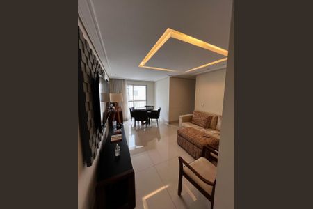 Apartamento à venda com 70m², 3 quartos e 1 vaga Apartamento à venda com 70m², 3 quartos e 1 vagaSala de Jantar