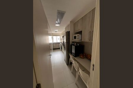 Apartamento à venda com 70m², 3 quartos e 1 vaga Apartamento à venda com 70m², 3 quartos e 1 vagaCozinha