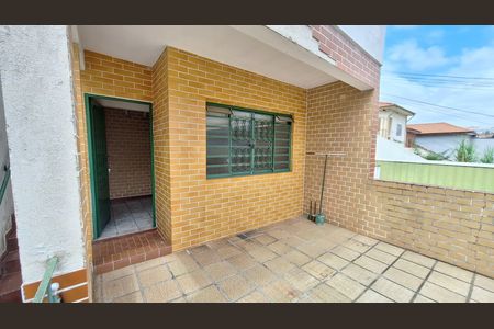 Casa à venda com 119m², 4 quartos e 1 vaga