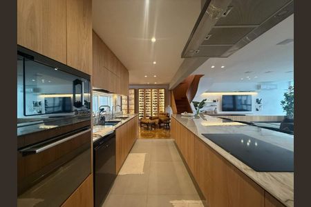 Apartamento à venda com 431m², 4 quartos e 1 vaga