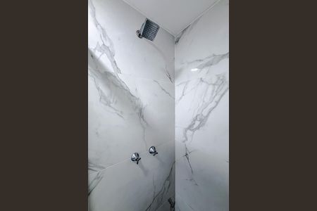 Apartamento para alugar com 37m², 2 quartos e sem vagaBanheiro