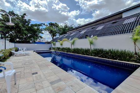 Apartamento para alugar com 37m², 2 quartos e sem vagaÁrea comum - Piscina