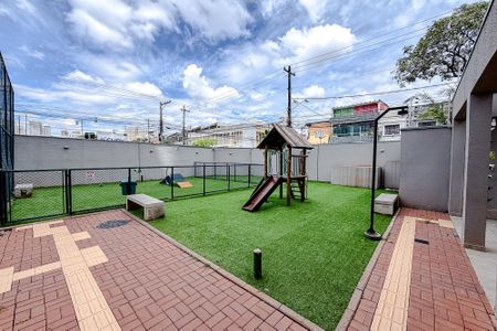 Apartamento para alugar com 37m², 2 quartos e sem vagaÁrea comum - Playground