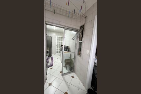 Apartamento à venda com 60m², 2 quartos e 1 vaga Apartamento à venda com 60m², 2 quartos e 1 vagaÁrea de serviço