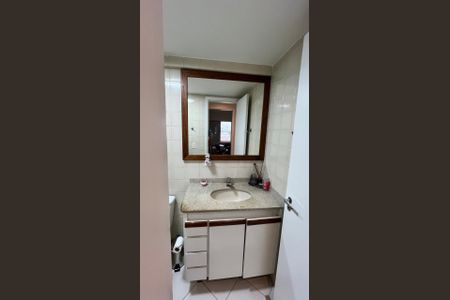 Apartamento à venda com 60m², 2 quartos e 1 vaga Apartamento à venda com 60m², 2 quartos e 1 vagaBanheiro