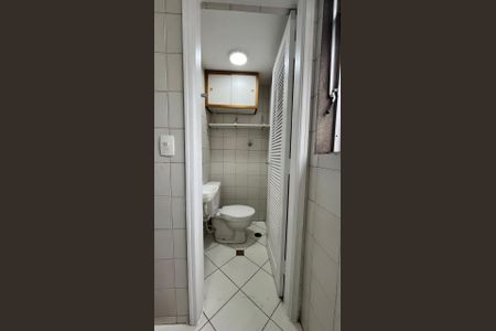 Apartamento à venda com 60m², 2 quartos e 1 vaga Apartamento à venda com 60m², 2 quartos e 1 vagaBanheiro