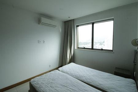 Quarto1 de kitnet/studio para alugar com 1 quarto, 34m² em Jacarepaguá, Rio de Janeiro