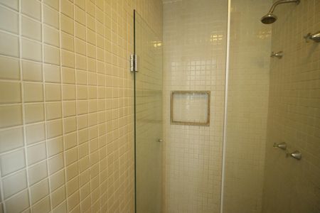 Banheiro de kitnet/studio para alugar com 1 quarto, 34m² em Jacarepaguá, Rio de Janeiro