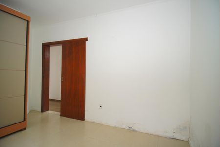 Casa para alugar com 96m², 3 quartos e 1 vagaQuarto 1