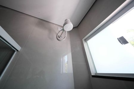 Apartamento para alugar com 55m², 2 quartos e sem vagaBanheiro