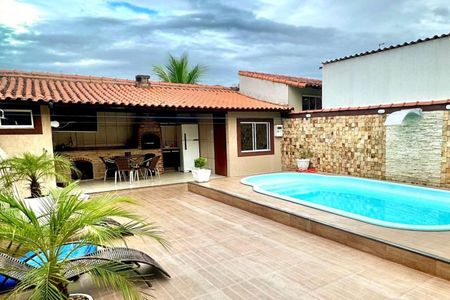 Casa para alugar com 60m², 2 quartos e 2 vagas Casa para alugar com 60m², 2 quartos e 2 vagasÁrea externa