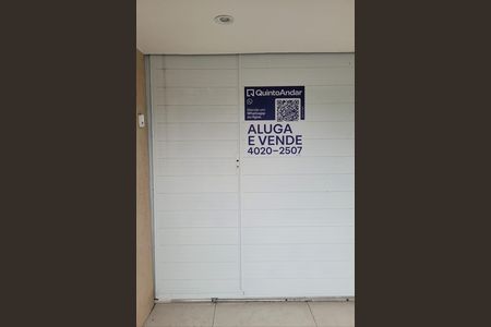 Casa para alugar com 60m², 2 quartos e 2 vagas Casa para alugar com 60m², 2 quartos e 2 vagasPlaca