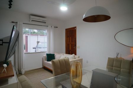 Casa para alugar com 60m², 2 quartos e 2 vagas Casa para alugar com 60m², 2 quartos e 2 vagasSala