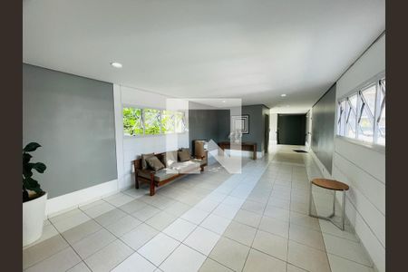 Apartamento para alugar com 120m², 3 quartos e 1 vaga Apartamento para alugar com 120m², 3 quartos e 1 vagaHall de entrada