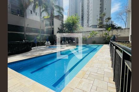 Apartamento para alugar com 120m², 3 quartos e 1 vaga Apartamento para alugar com 120m², 3 quartos e 1 vagaPiscina