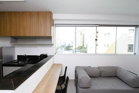 Studio para alugar com 42m², 1 quarto e 1 vagaKitnet