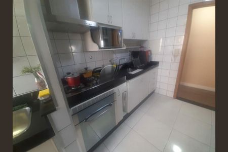 Apartamento para alugar com 80m², 3 quartos e 2 vagas